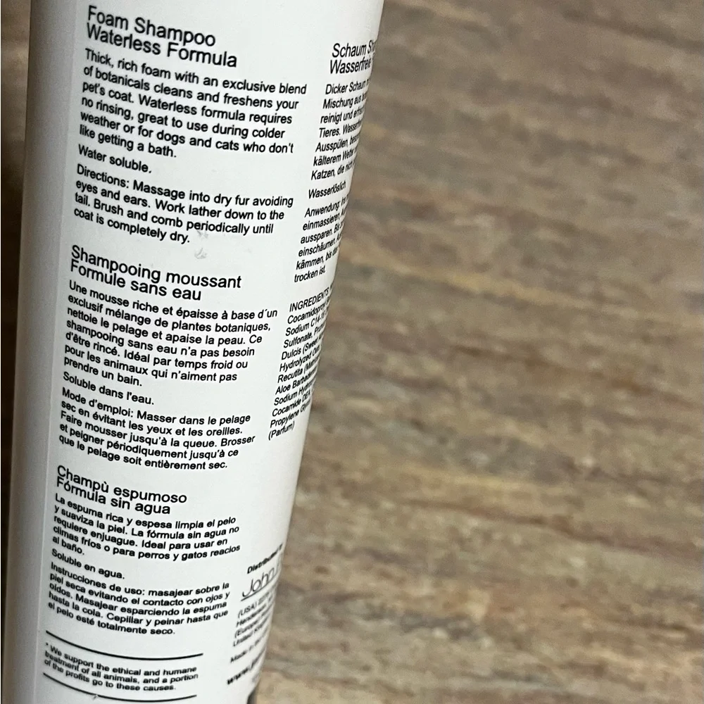 New John Paul pet cleanse waterless shampoo for pets & Lavender Oatmeal spray